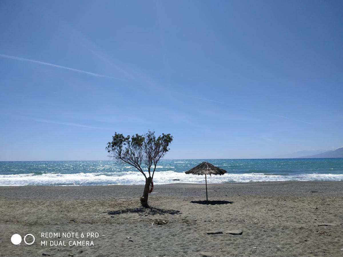 Il Silenzio Villa Magarikari Bagian luar foto